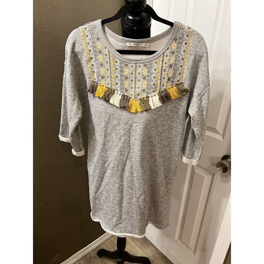 Ellison Bohemian Sweatshirt Tunic Womens Medium Fringe Tassels Gray Knit Top